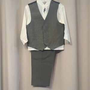 City Streets Gray Kids Vest Set